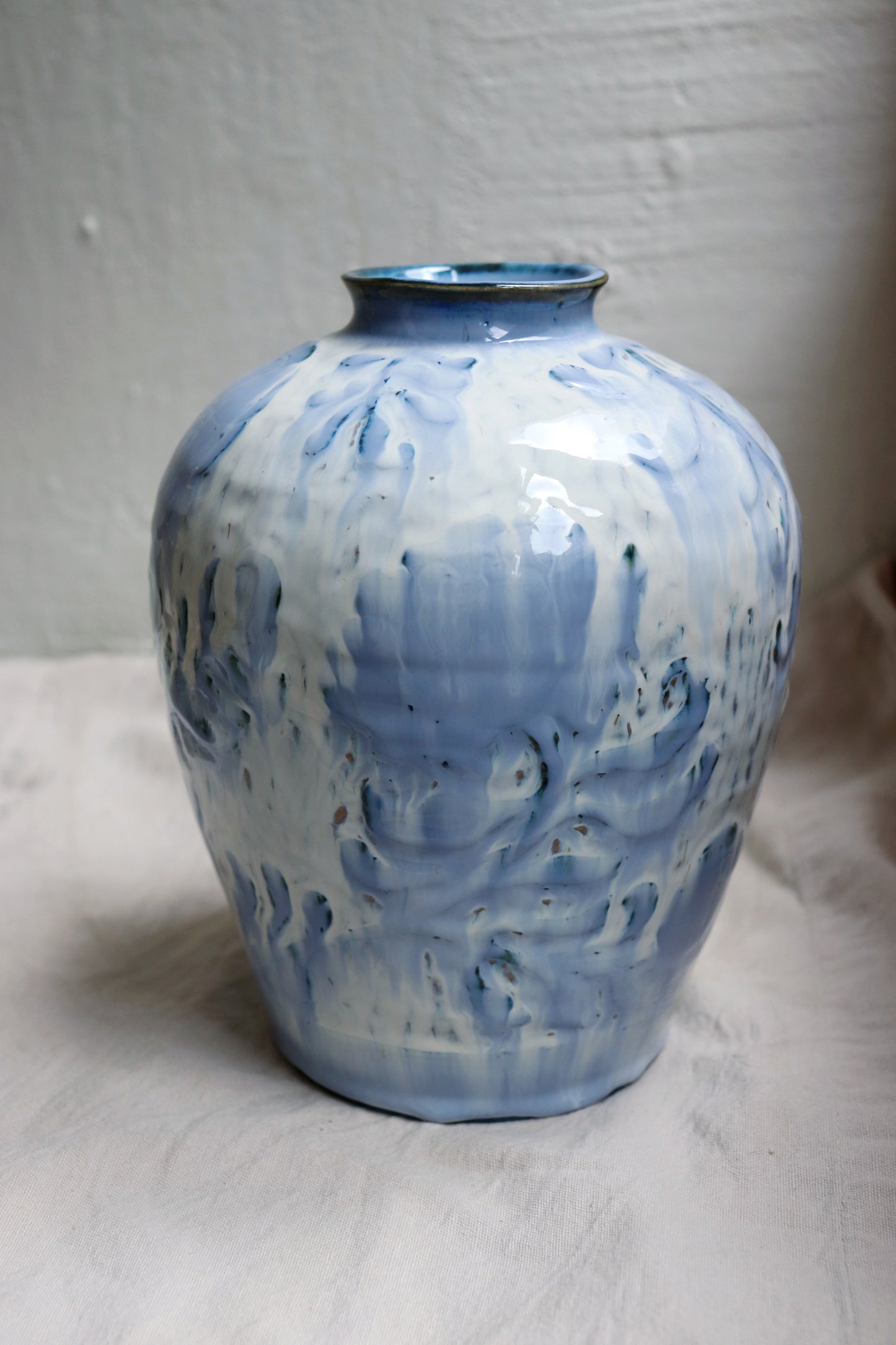 Sgraffito vas blommor